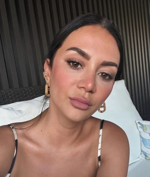 CHP'li Belediyelerde Sevgili Kontenjanı! Bozbey'in Kızı İsyan Etmişti...